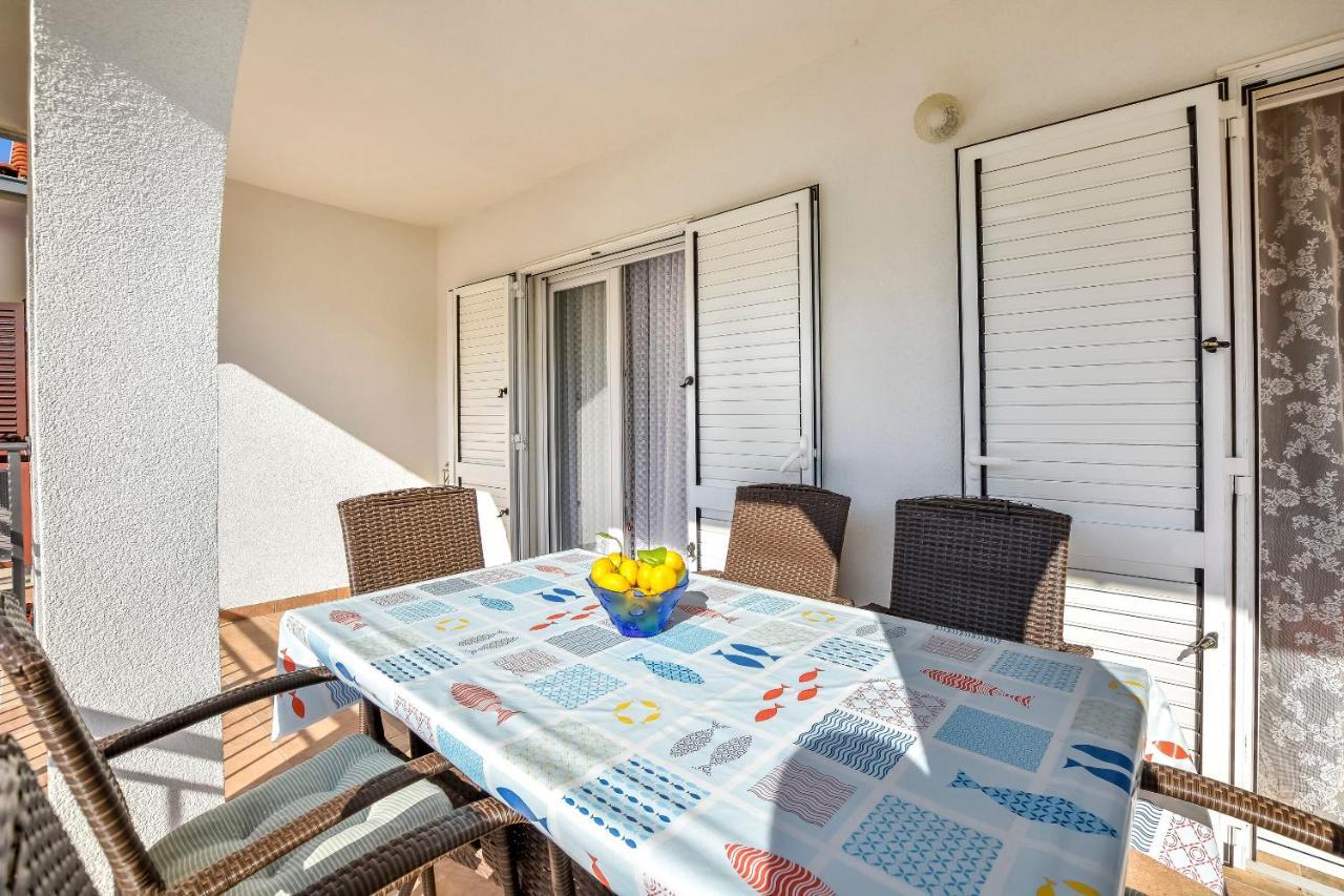 Apartments Milan Rogoznica  Ngoại thất bức ảnh