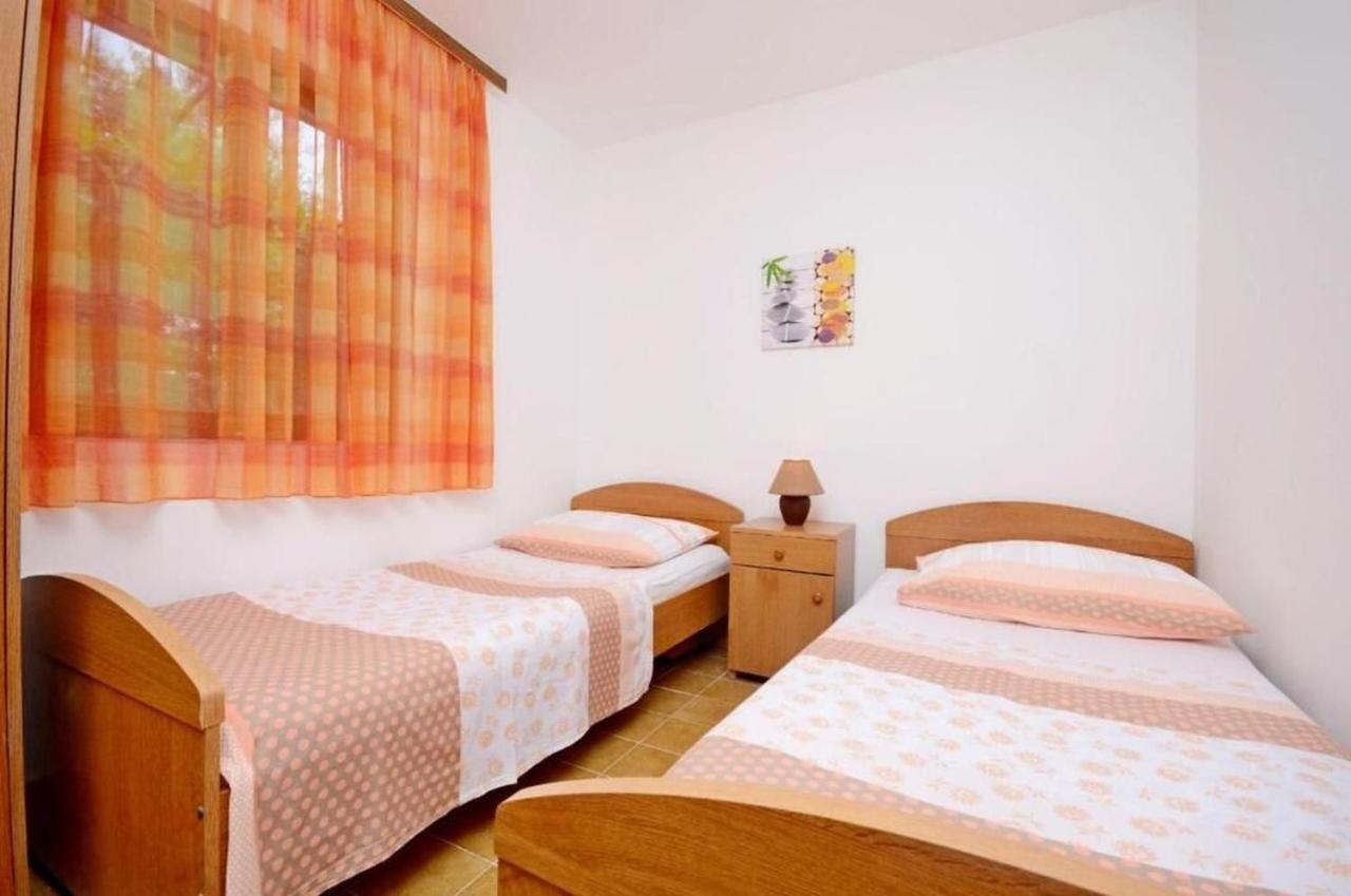 Apartments Milan Rogoznica  Ngoại thất bức ảnh