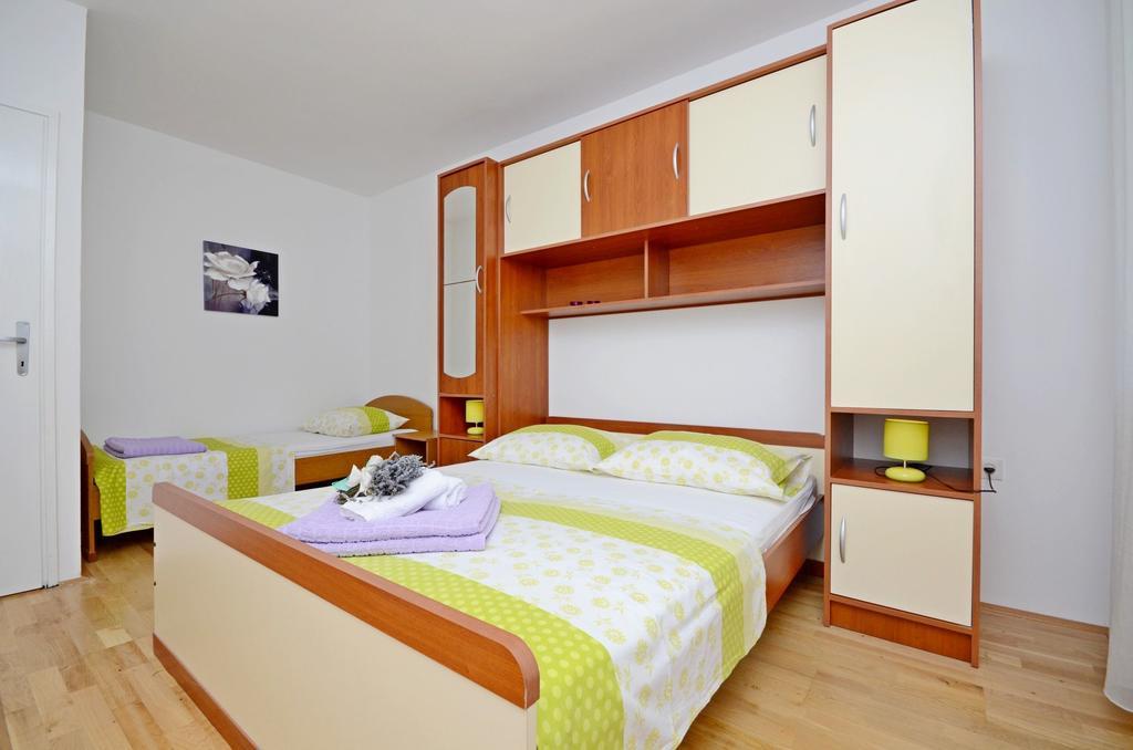 Apartments Milan Rogoznica  Ngoại thất bức ảnh